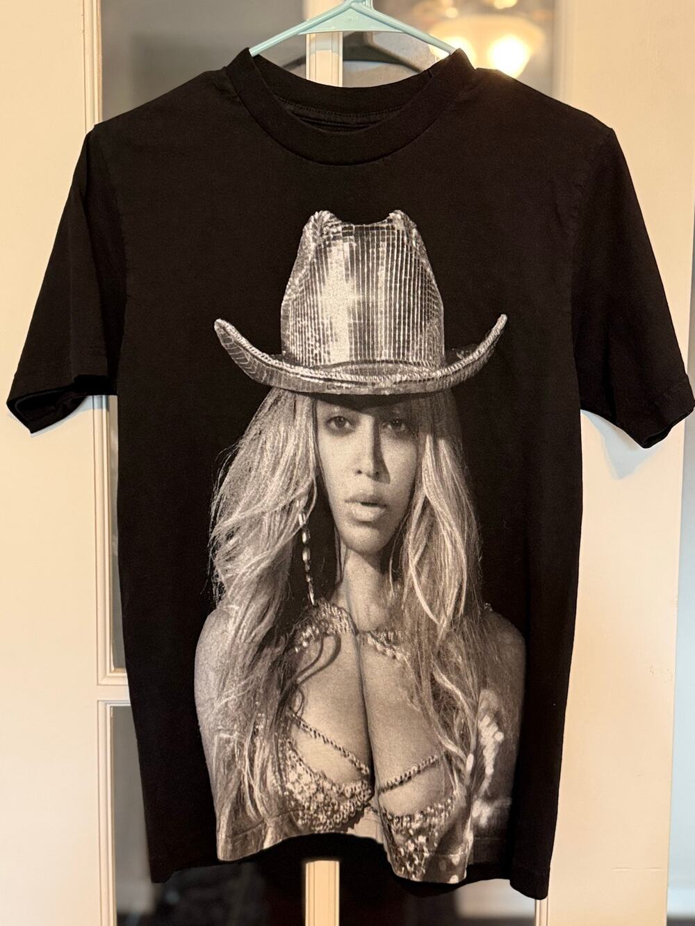 Beyoncé Renaissance World Tour 2023 Cowboy Graphic Tee Black Size Small